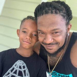 Meet your Posher, Emanuel